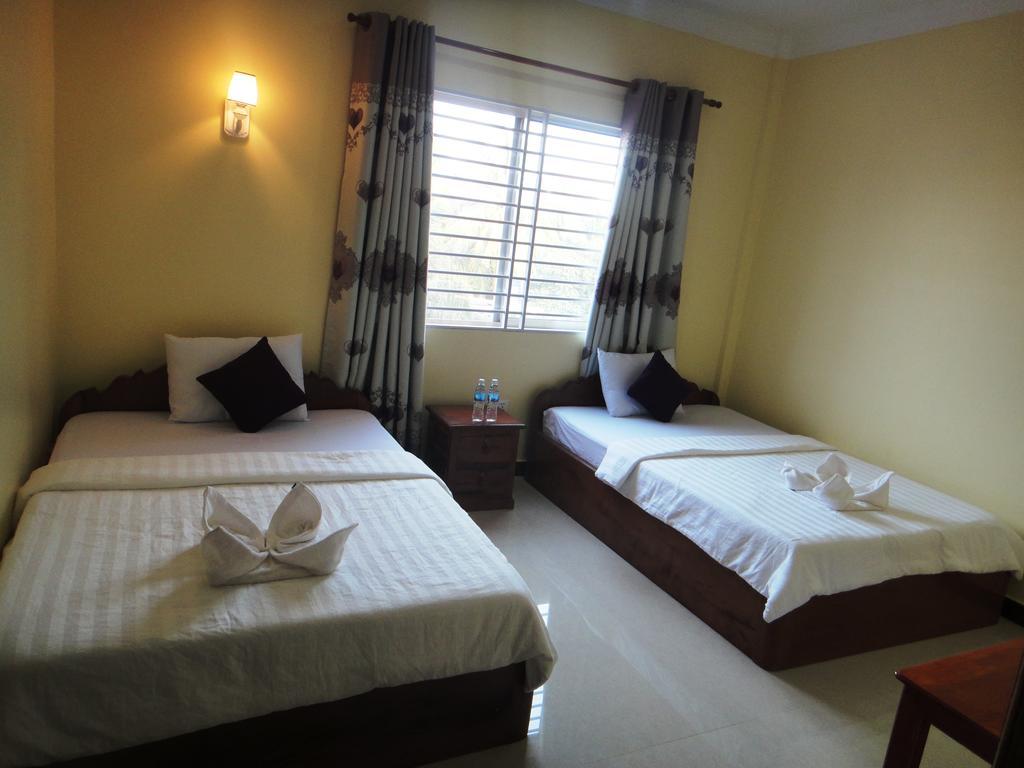 Khemra I Guesthouse Kampot Oda fotoğraf