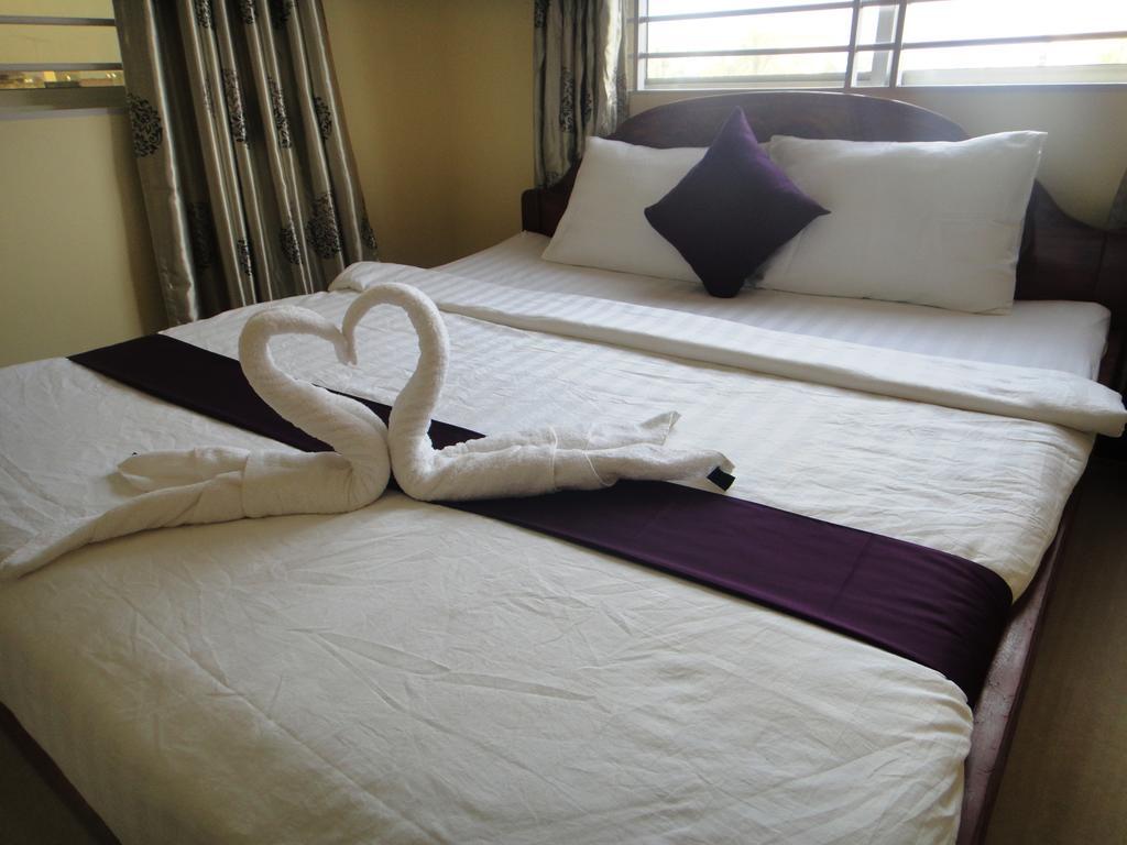 Khemra I Guesthouse Kampot Oda fotoğraf